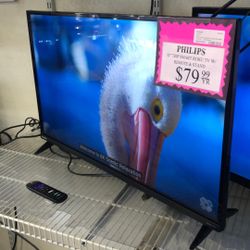96091 Philips 32PFL6452/F7 32” 720p Roku Smart Tv W/ Remote & Stand 577458