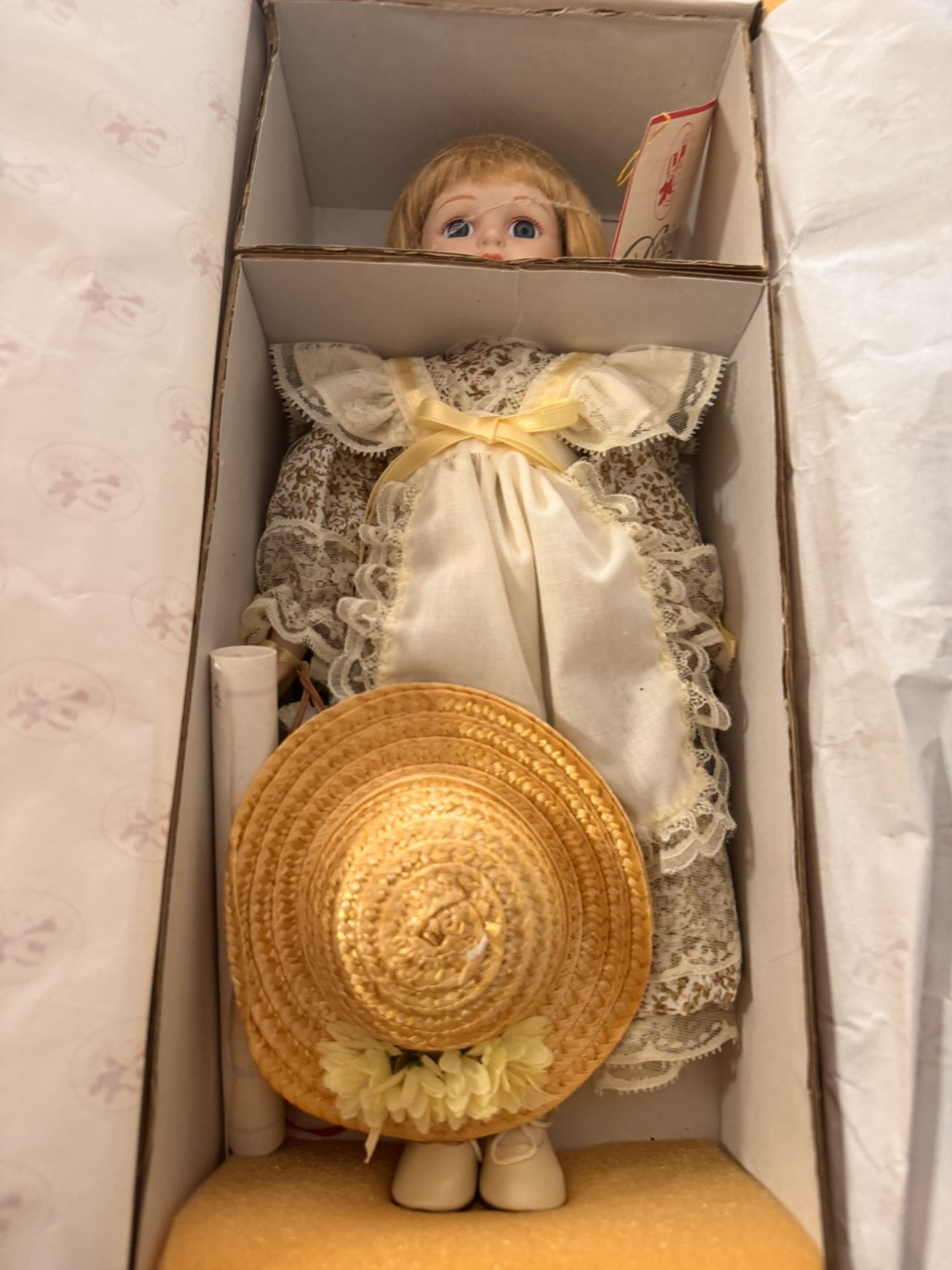 Design debut Porcelain Doll