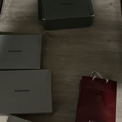 Balenciaga tracks 1:1