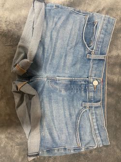 Lucky Brand Women’s Denim Shorts Size 12/31R Light Wash Cuffed
