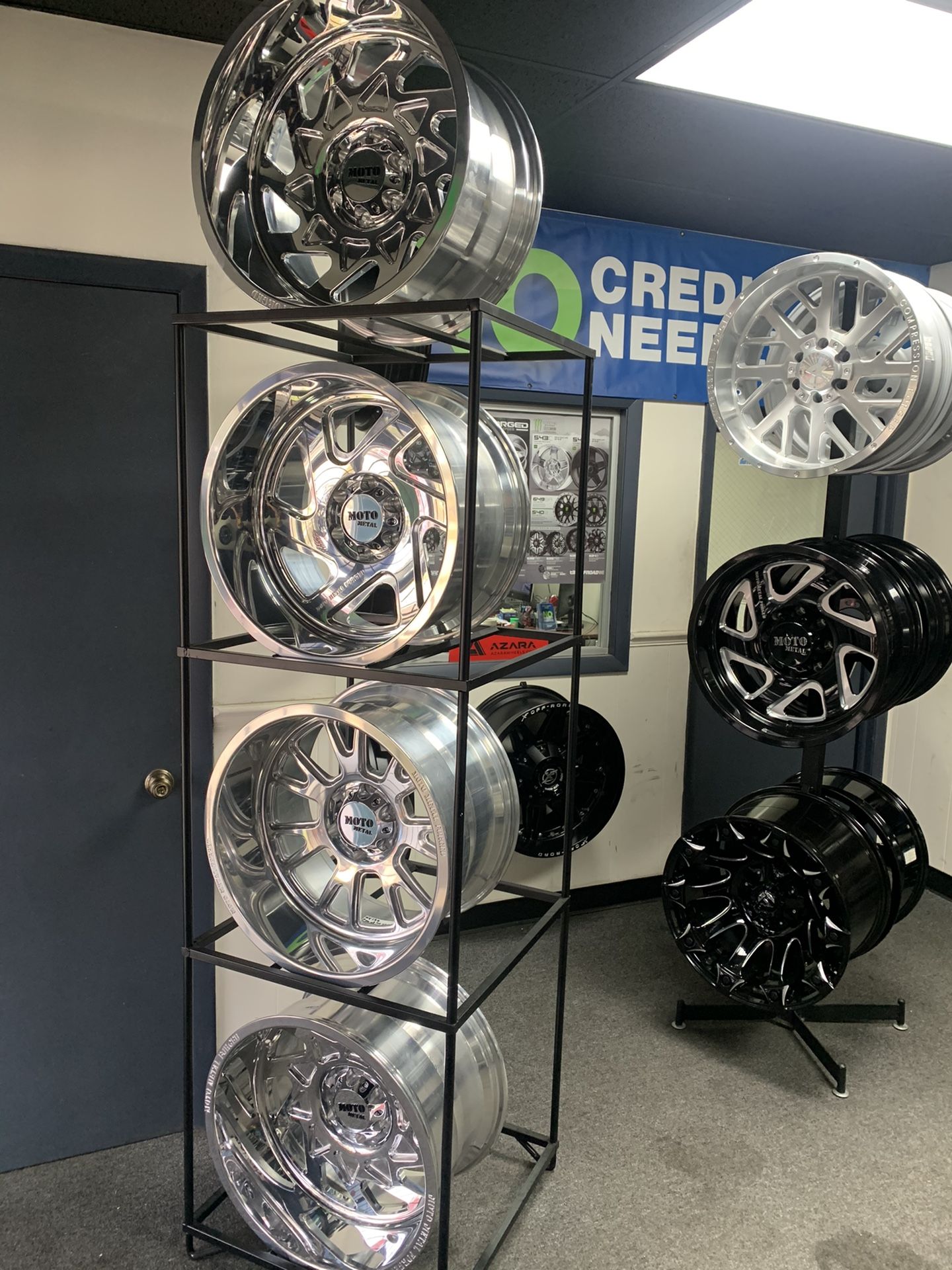 New wheels and tires mounted and balance and alignment free finance available zero down no credit need credit it 💯 days cash price 🔥