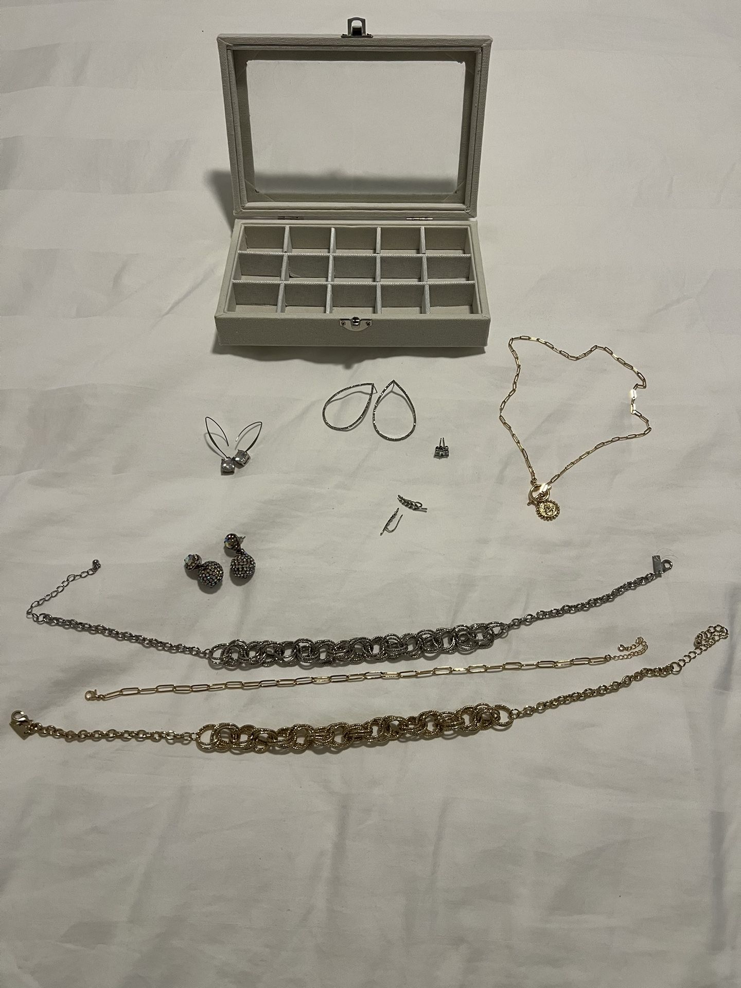 Women’s Mixed Jewelry With Box