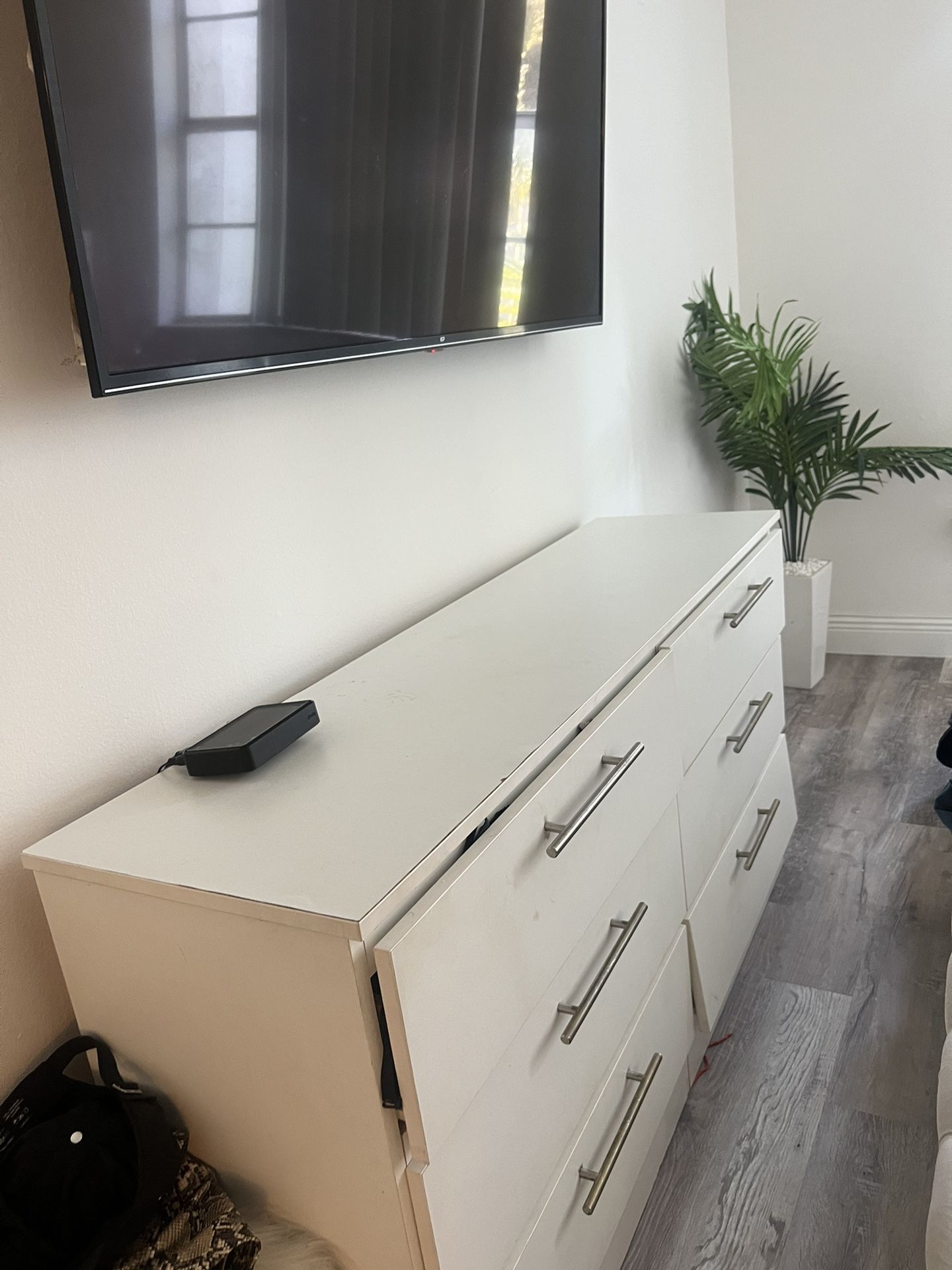 White Bedroom Dresser 