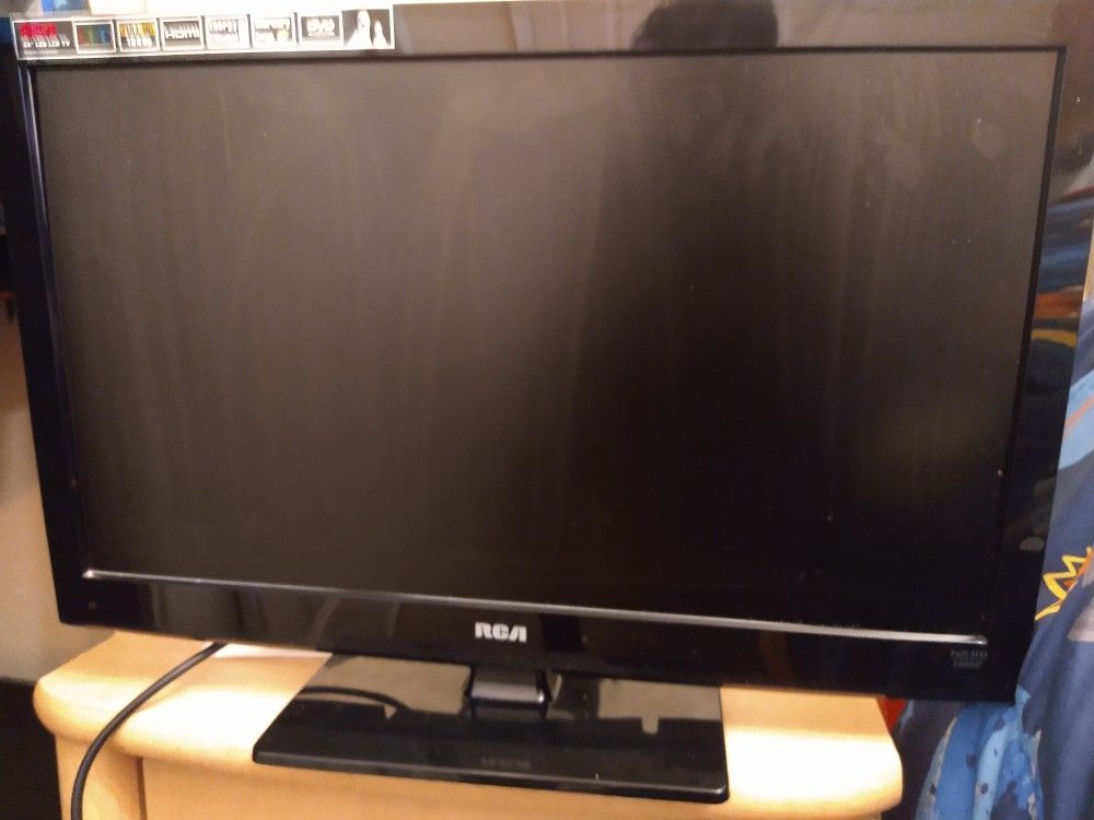 RCA 24" TV/DVD COMBO HD LED TV