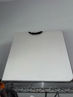Medium sized folding table