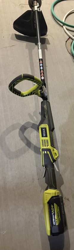 Ryobi Weed eater- 40 v With Battery + Charger