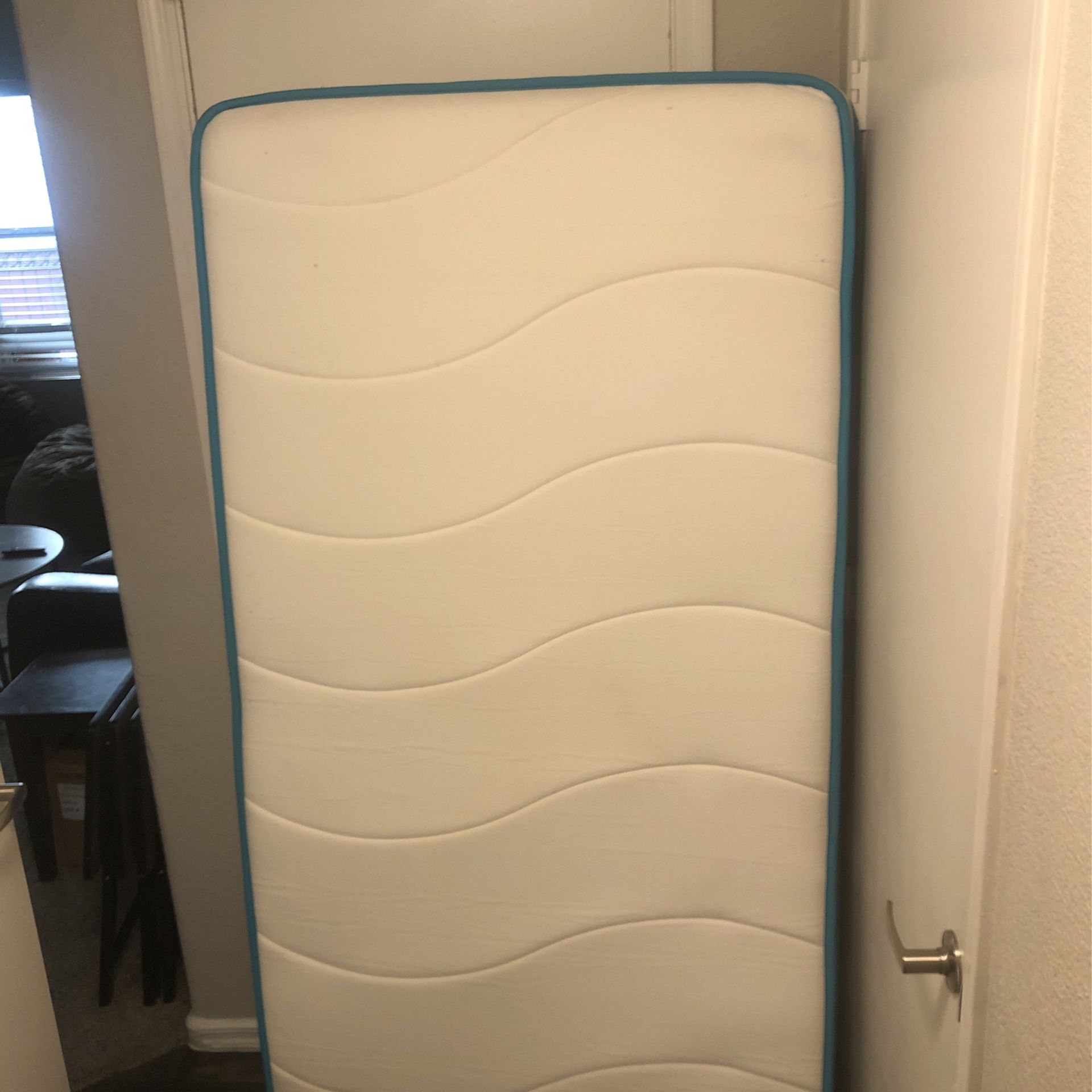 twin mattress with 2 inch memory foam