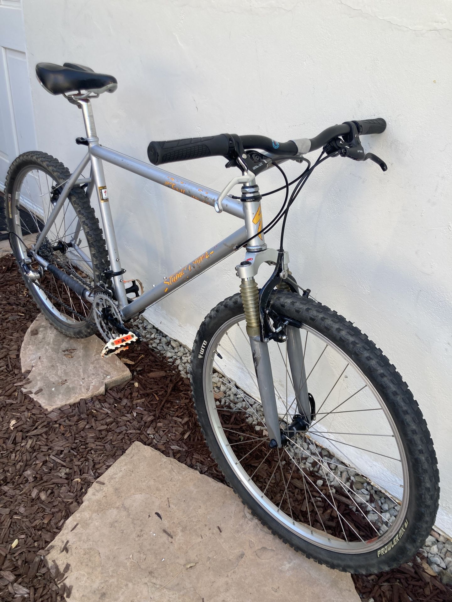 1993 Specialized Stumpjumper FS Gravel Hybrid Commuter Mountain