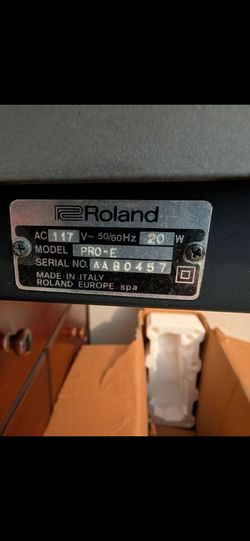 Roland PRO-E Keyboard