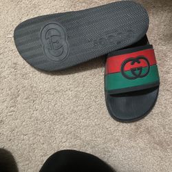 Gucci slides