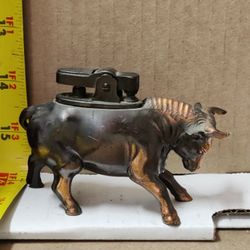 Bronze Bull Lighter