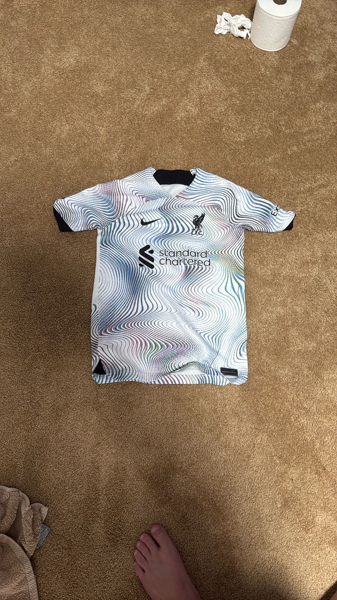 Liverpool Kids Large Thiago Jersey