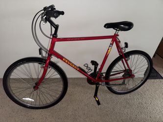  Vintage Peugeot Road Bike – Great Condition (Large)