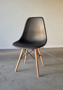 Black Office/Student Chair