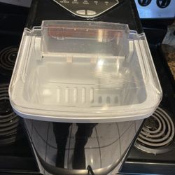 Ice Maker 