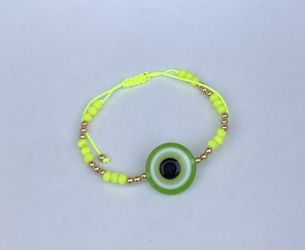 bracelet with criatal stones and lucky eye
