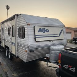 Camper