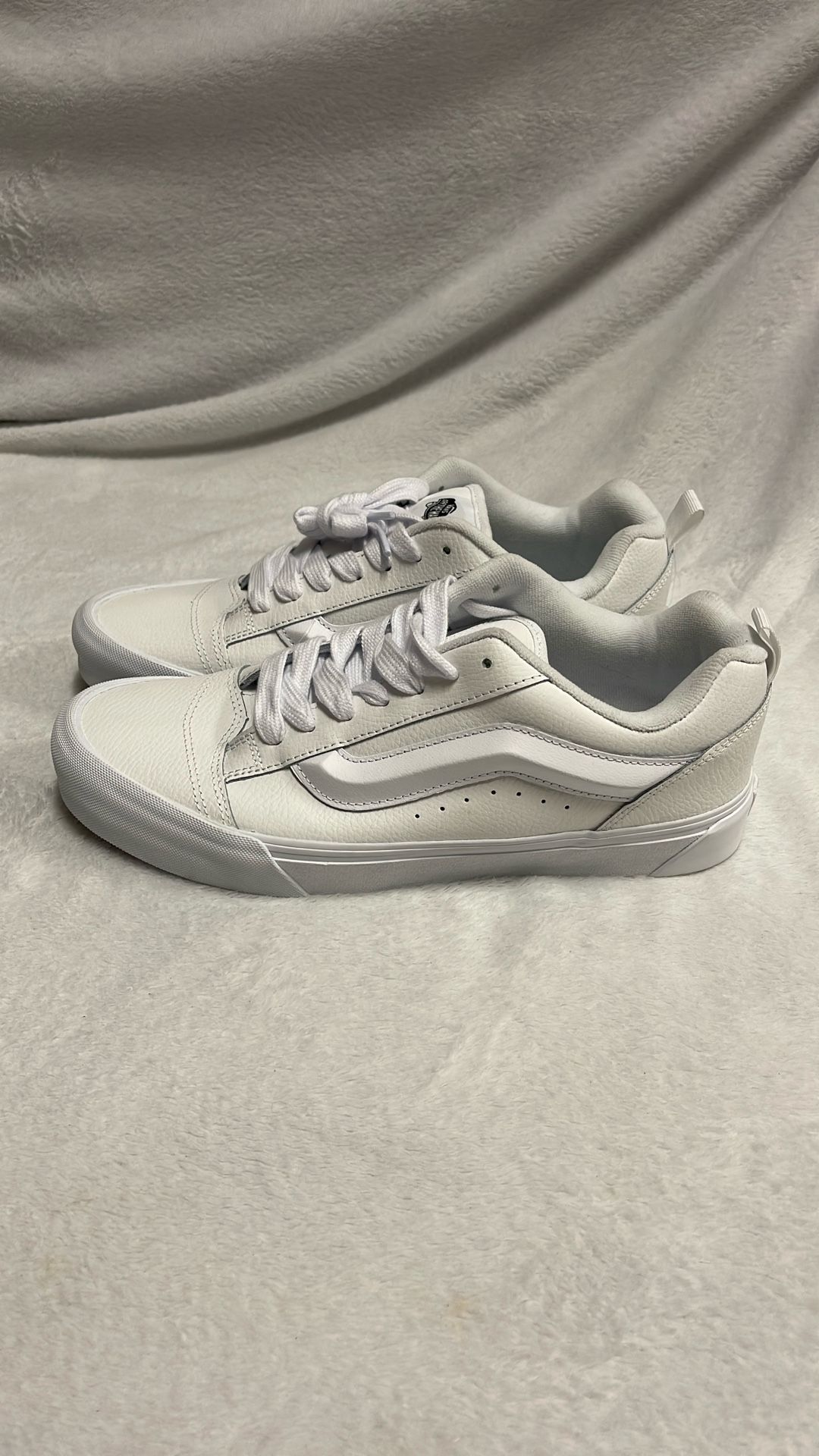 Vans Knu Skool
