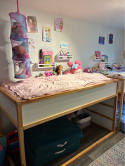 IKEA Kura Bed