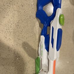 Water Gun Super Soaker