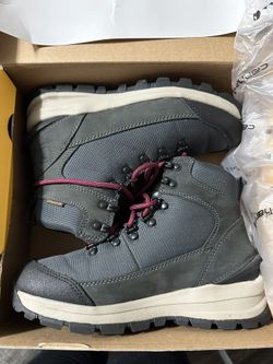 Carhartt Adult Women Boats Size 7.5