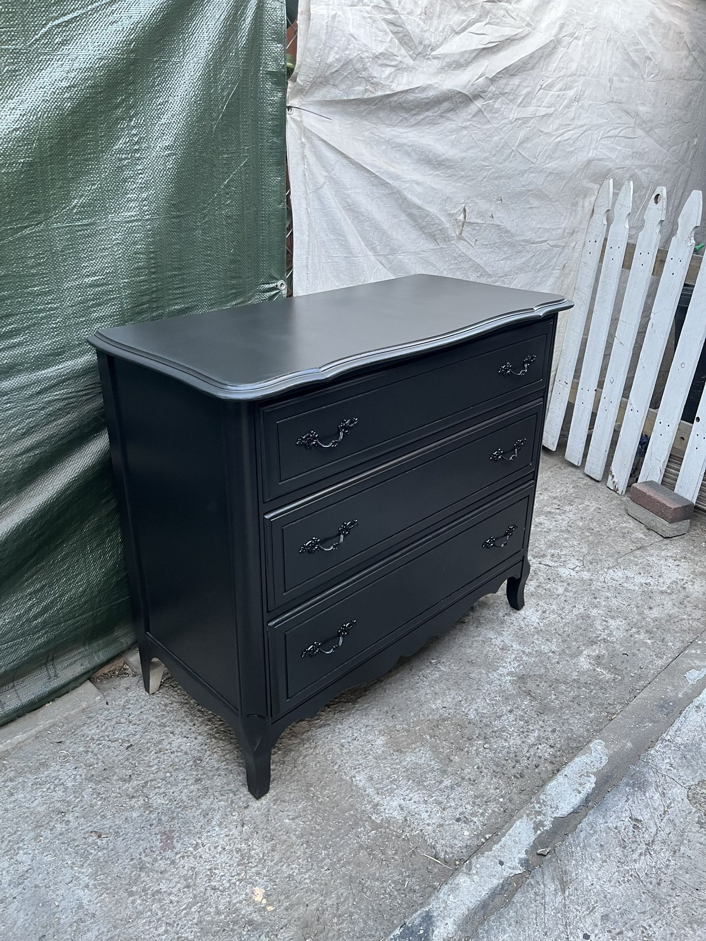 Dresser