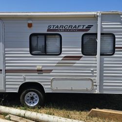 Starcraft RV Travel Trailer 17'