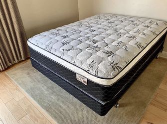 Queen Size Mattress And Box Spring New 