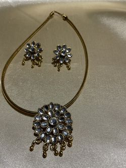 Kundan Fashion Necklace & Earrings