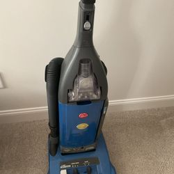 Hoover Self Propelled Wind Tunnel Vacuum WITH Bags & Attachments