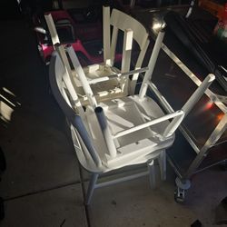 4 Chairs