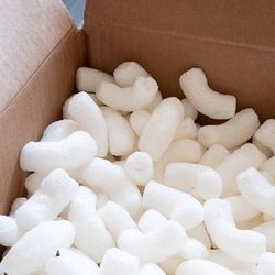 Free Packing Peanuts Large Bag