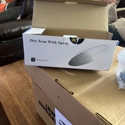 Mini Dry Iron Corded Spray Mist Anti-Drip 110V HY-117 Green Gold