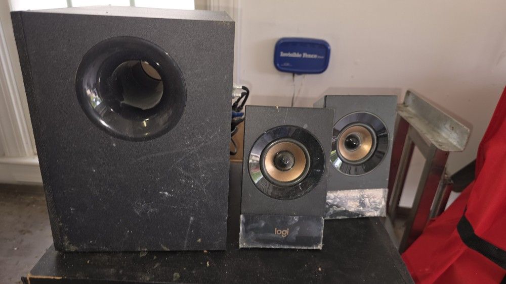 LOGi Speaker