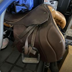 Stubben Used Jumping Saddle