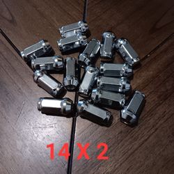 Used lug best sale nuts for sale