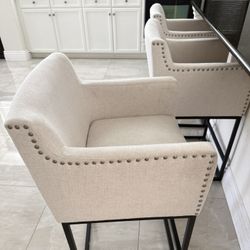 HIGH COUNTERTOP KITCHEN STOOLS