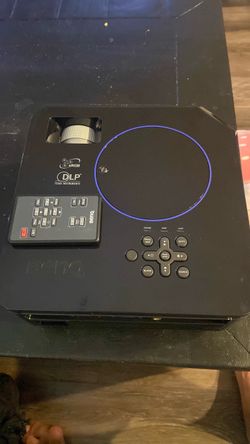 BenQ DLP Projector with Remote