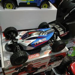 Arrma Typhon Grom 4x4 Brushed Electric Including Remote Battery And A Charger Brand New 