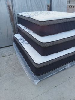 King Size Mattress Pillow Top New