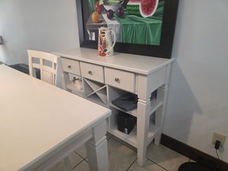 Dining and buffet