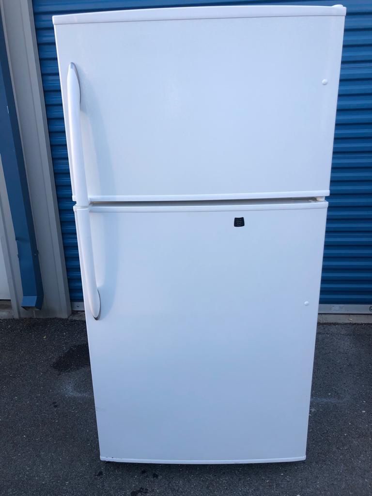 Refrigerator Maytag