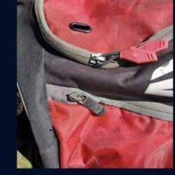 EASTON "YOUTH"  KIDS  BAT BAG( SEE PICS)  LOCATED IN GLENDORA. CHECK OUT MY PAGE FOR OTHER GREAT BASEBALL EQUIPMENT FOR SALE "CHEAP"