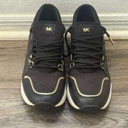 Michael Kors Women’s LIV Trainer Sneaker Size 6 