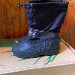 Boy’s Snow Boots