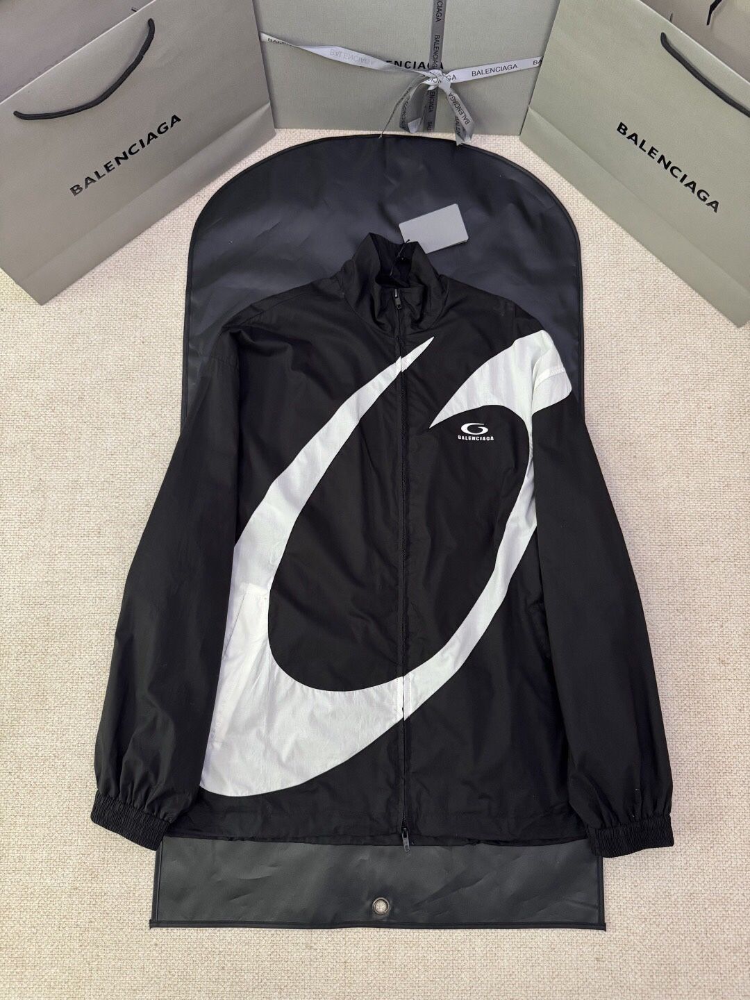 Balenciaga Men’s Black Jacket 2025 New 