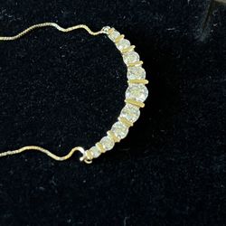 14 Karat Gold Necklace With 9 Diamonds AUTHENTIC 
