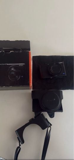 Sony Cyber-shot DSC-RX100 VII M7 20.1MP Digital Camera 4K Video