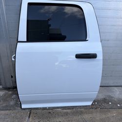 2019 2020 2021 2022 RAM 2(contact info removed) REAR DOOR LH DRIVER SIDE DOOR CREW CAB  WHITE 