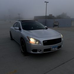 Nissan Maxima